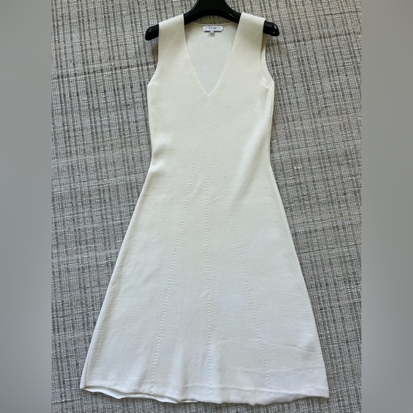 Reiss Michelle white knit midi dress. Size US 4 - Picture 1 of 5